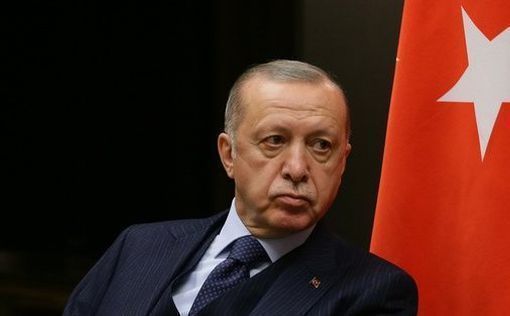 Турция под руководством Реджепа Тайипа Эрдогана постепенно отодвигается от светской демократии, и пр...