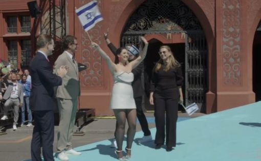 Израильская певица Юваль Рафаэль приняла участие в церемонии открытия Недели Евровидения в Базеле, Ш...