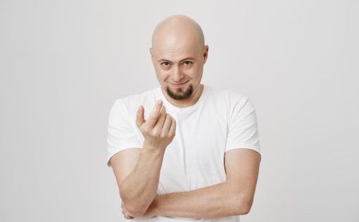 Новое исследование показывает, что лысина может быть даже более привлекательной для женщин, чем густ...