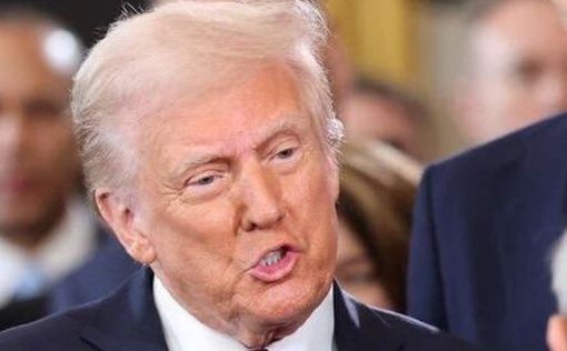 Дональд Трамп вновь раскритиковал Гарвардский университет, угрожая ему сокращением федерального фина...